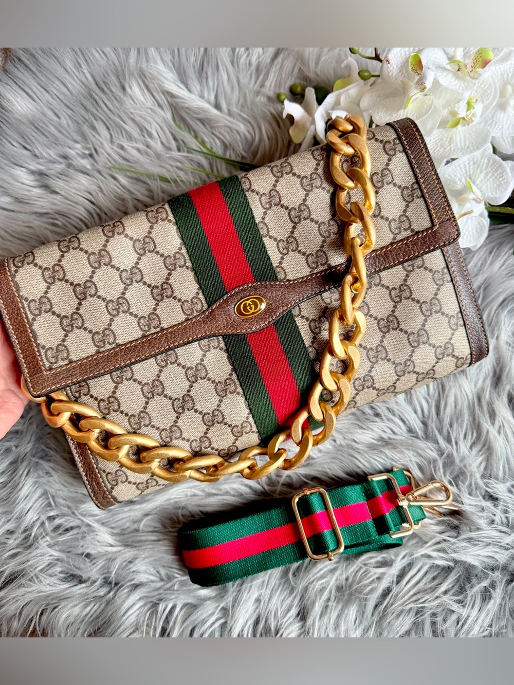 Authentic Gucci vintage web sherry line clutch bag 84.014.3087.30